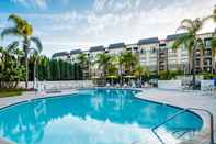 Swimming Pool Hilton Irvine/Orange County Airport