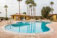 Swimming Pool Travelodge by Wyndham Imperial/El Centro