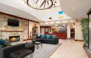 Lobi 4 Days Hotel by Wyndham Allentown Airport / Lehigh Valley