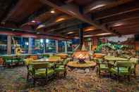 Bar, Cafe and Lounge Best Western Plus Yosemite Gateway Inn