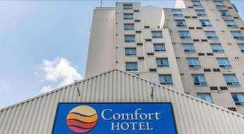 Exterior 4 Comfort Hotel Airport North