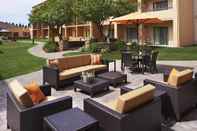 Common Space Courtyard by Marriott Minneapolis-St. Paul Airport