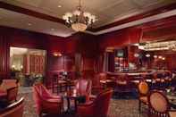 Bar, Cafe and Lounge Omni Shoreham Hotel