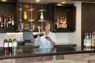 Bar, Kafe, dan Lounge Embassy Suites by Hilton Colorado Springs