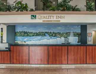 Lobby 2 Quality Inn Niagara Falls