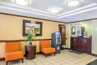 Lobby Quality Inn Spring Valley - Nanuet