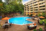 Swimming Pool Hyatt Regency Suites Atlanta Northwest