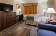 ห้องนอน 7 Best Western West Towne Suites