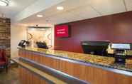 Lobby 2 Red Roof Inn Madison, WI