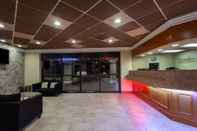 Lobby Travelodge by Wyndham Deltona