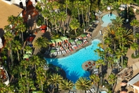 Swimming Pool San Diego Mission Bay Resort