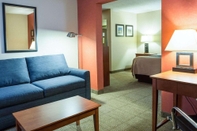 Common Space Comfort Inn Civic Center