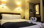 Kamar Tidur 6 Airport Inn Gatwick