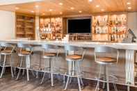 Bar, Cafe and Lounge Quality Hotel Dorval