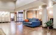 Lobby 3 Comfort Inn West Hazleton