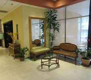 Lobby 7 Ramada by Wyndham Los Angeles/Koreatown West