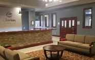 Lobby 4 Clarion Inn