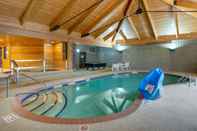 Swimming Pool Quality Inn Saint Cloud