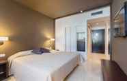 Kamar Tidur 5 Expo Hotel