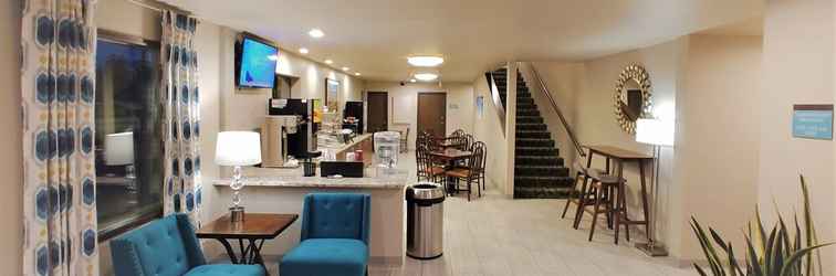 Lobi Sandhill Inn & Suites