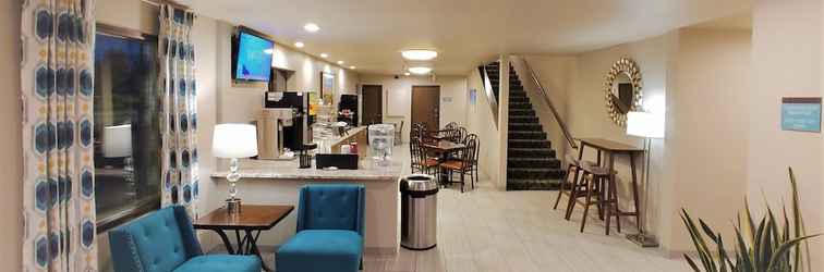 Lobi Sandhill Inn & Suites