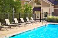 Swimming Pool Sonesta ES Suites Princeton