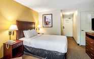 Kamar Tidur 5 SureStay Hotel by Best Western SeaTac Airport North