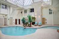 Swimming Pool The Winchester Hotel & Spa