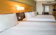 Kamar Tidur 5 Hilton London Metropole