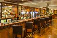 Bar, Cafe and Lounge Copthorne Tara Hotel London Kensington