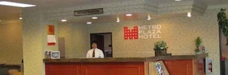 Lobi Metro Plaza Hotel