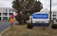 ภายนอกอาคาร 2 Travelodge by Wyndham Lansing IL