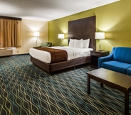 Bilik Tidur 4 Best Western Oglesby Inn