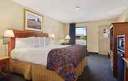 Phòng ngủ 4 Baymont by Wyndham Macon I-75