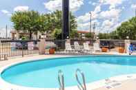 Swimming Pool Comfort Inn Wichita Falls North