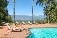 Swimming Pool Pacific Palms Resort