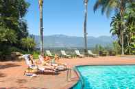 Swimming Pool Pacific Palms Resort