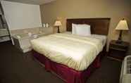 Bedroom 6 Express Inn & Suites
