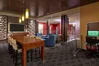 Lobby TownePlace Suites by Marriott London