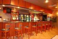 Bar, Kafe dan Lounge Quality Inn & Suites Vestal Binghamton near University