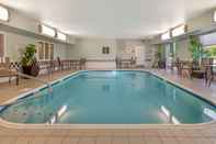Swimming Pool Best Western Hilliard Inn & Suites