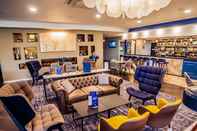 Quầy bar, cafe và phòng lounge Swindon Blunsdon House Hotel, BW Premier Collection