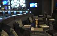 Bar, Kafe dan Lounge 6 Jake's 58 Casino Hotel - Adult Only