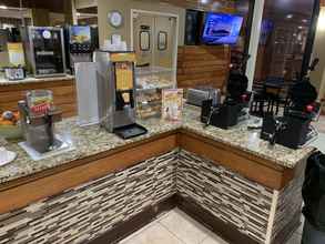 Lobby 4 Quality Inn & Suites Pensacola Bayview
