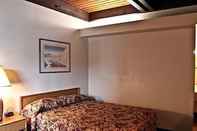 Bedroom Rodeway Inn & Suites