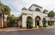 Exterior 3 Days Inn & Suites by Wyndham Orlando Airport