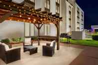 Ruang Umum La Quinta Inn & Suites by Wyndham Dothan