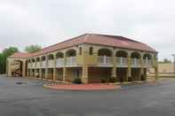 Exterior Econo Lodge Huntington - Barboursville University Area