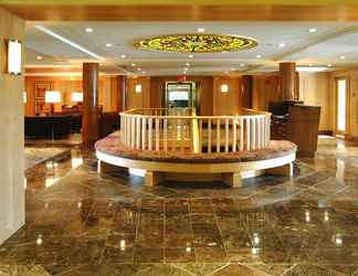 Lobby 2 Beechwood Hotel