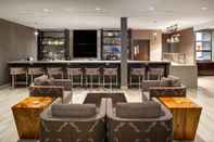 Bar, Cafe and Lounge Doubletree by Hilton Halifax Dartmouth